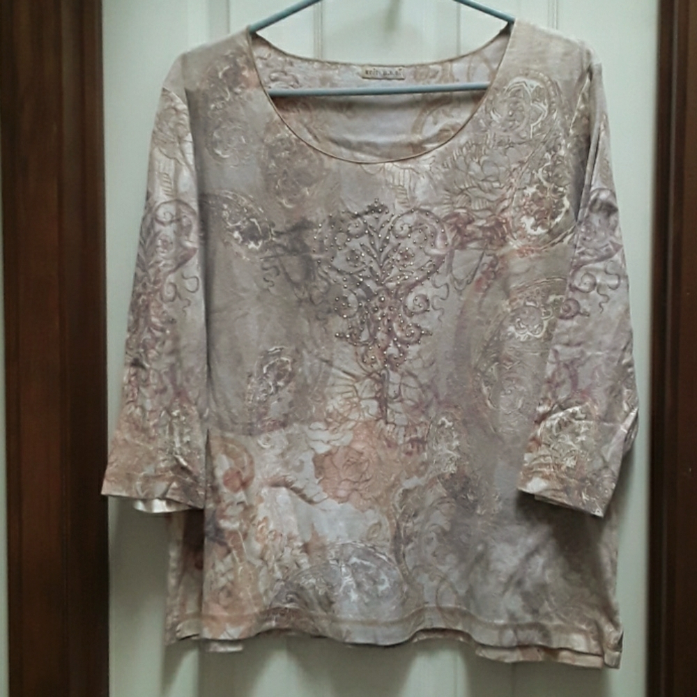 Sparkly floral shirt